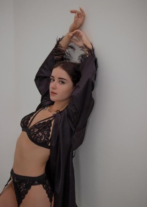 Проститутка Тэодора Тэодора